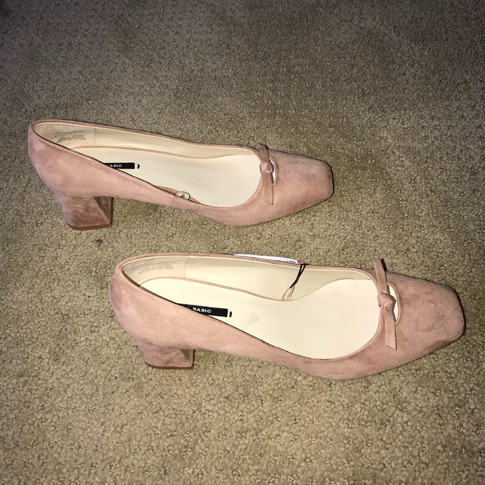 Zara Basic tan heels